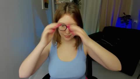 Snapshot of arizzzona_baby chatting on October 18, 2025, 5:54 am Arizona online show from October 18, 2025, 5:54 am