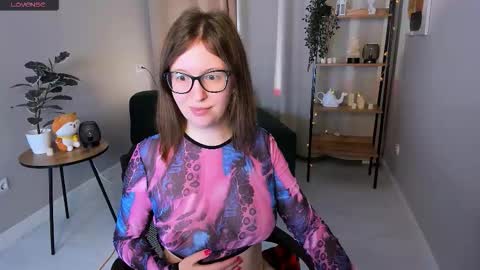 Snapshot of arizzzona_baby chatting on November 6, 2025, 6:14 am Arizona online show from November 6, 2025, 6:14 am