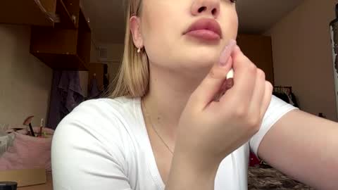 Kate online show from May 25, 2026, 5:46 am