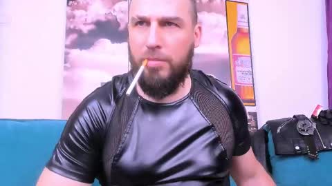 Snapshot of armandosteel chatting on February 22, 2025, 6:39 am Armando online show from February 22, 2025, 6:39 am