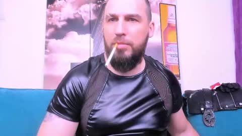 Snapshot of armandosteel chatting on February 27, 2025, 4:31 am Armando online show from February 27, 2025, 4:31 am