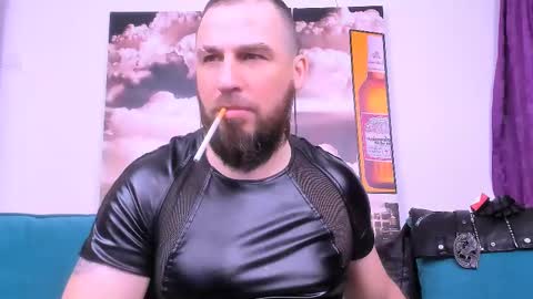 Snapshot of armandosteel chatting on March 10, 2025, 7:50 pm Armando online show from March 10, 2025, 7:50 pm