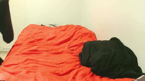 armin_red1 online show from September 27, 2025, 4:06 am