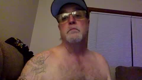 Snapshot of armyguy5311 chatting on June 6, 2026, 9:25 am armyguy5311 online show from June 6, 2026, 9:25 am