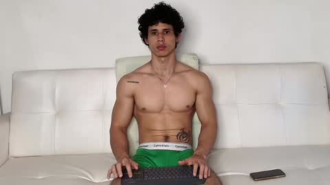 Snapshot of arnold_black69 chatting on December 2, 2024, 7:38 pm arnold black online show from December 2, 2024, 7:38 pm