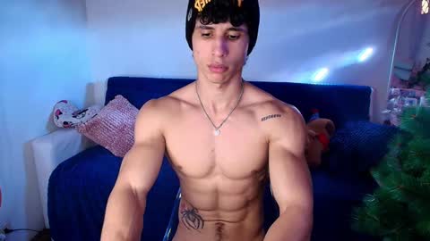 Snapshot of arnold_black69 chatting on December 17, 2024, 9:05 pm arnold black online show from December 17, 2024, 9:05 pm