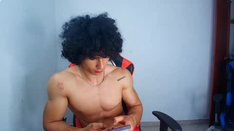 Snapshot of arnold_black69 chatting on September 16, 2025, 12:06 pm arnold black online show from September 16, 2025, 12:06 pm