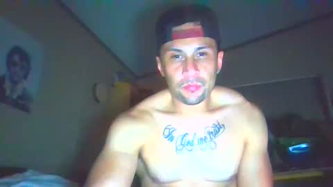 aroddriguezz2020 online show from March 9, 2025, 8:18 am