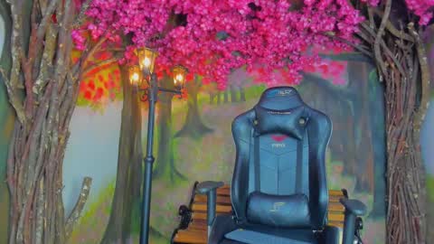 Snapshot of arohomlester chatting on October 21, 2025, 11:11 am Arohom Lester online show from October 21, 2025, 11:11 am