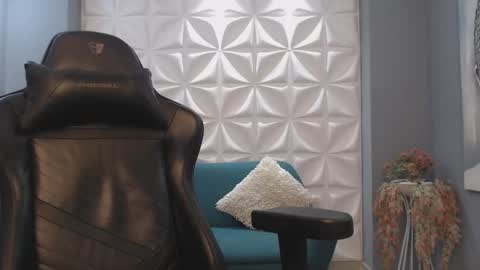 Snapshot of arohomlester chatting on October 29, 2025, 11:01 am Arohom Lester online show from October 29, 2025, 11:01 am