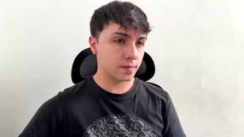 aron__cooper online show from November 23, 2025, 2:28 pm