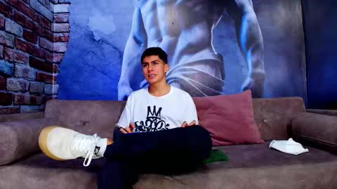 aron_pulse online show from March 13, 2026, 1:51 pm