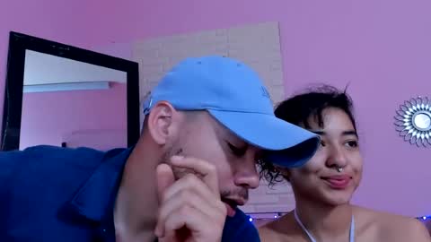 aronandmoli online show from June 12, 2026, 1:32 pm