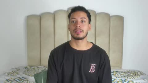 Snapshot of aroncooper1 chatting on October 24, 2025, 4:09 am aron cooper online show from October 24, 2025, 4:09 am