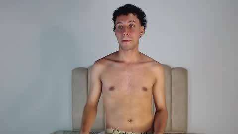 Snapshot of aroncooper1 chatting on November 7, 2025, 5:07 am aron cooper online show from November 7, 2025, 5:07 am