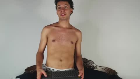 Snapshot of aroncooper1 chatting on November 9, 2025, 10:13 am aron cooper online show from November 9, 2025, 10:13 am