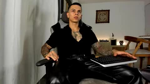 DarkMaster online show from September 16, 2025, 11:50 pm