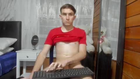 Snapshot of arongfranco chatting on February 27, 2025, 2:42 am Aron G Franco online show from February 27, 2025, 2:42 am
