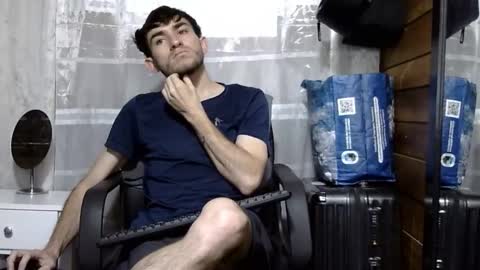 Snapshot of arongfranco chatting on October 22, 2025, 6:40 pm Aron G Franco online show from October 22, 2025, 6:40 pm