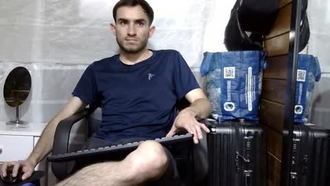 Snapshot of arongfranco chatting on November 11, 2025, 4:07 pm Aron G Franco online show from November 11, 2025, 4:07 pm