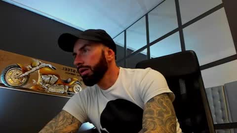 AronGrant online show from April 6, 2026, 9:21 am