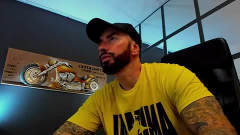 Snapshot of arongrant chatting on July 6, 2026, 9:17 am AronGrant online show from July 6, 2026, 9:17 am