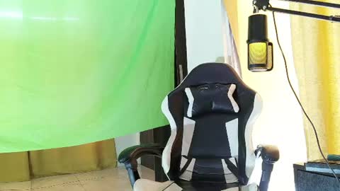 aronmiller online show from July 17, 2026, 6:02 pm