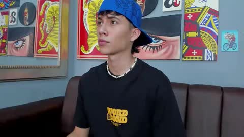 Arontawers online show from April 1, 2026, 7:11 pm