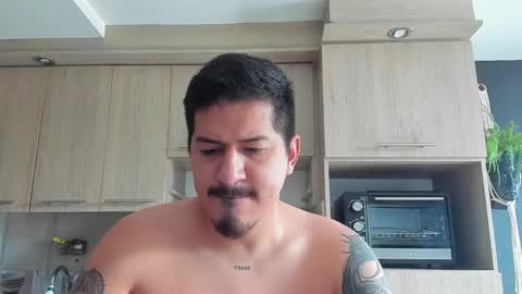 ARON  Independent model  online show from October 26, 2025, 8:48 pm