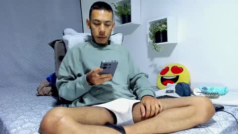 Snapshot of aronxx_ chatting on February 11, 2025, 10:04 am BLACK FRIDAY 55 OFF ON MY ONLYFANS. online show from February 11, 2025, 10:04 am