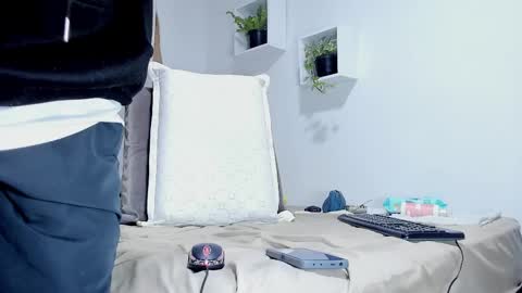 Snapshot of aronxx_ chatting on March 2, 2025, 10:56 am BLACK FRIDAY 55 OFF ON MY ONLYFANS. online show from March 2, 2025, 10:56 am