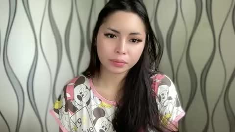 KATE MORE  online show from September 16, 2025, 5:19 am