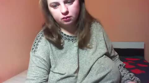 Snapshot of arriana98 chatting on December 6, 2024, 4:14 am Arriana online show from December 6, 2024, 4:14 am