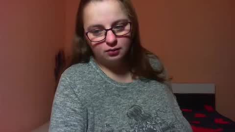 Snapshot of arriana98 chatting on December 15, 2024, 5:02 am Arriana online show from December 15, 2024, 5:02 am