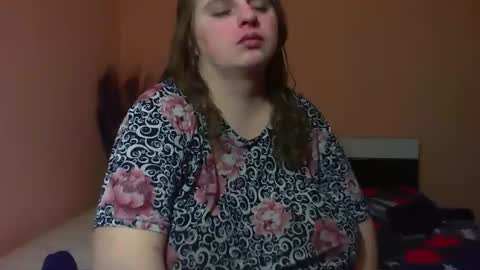 Snapshot of arriana98 chatting on December 22, 2024, 7:10 pm Arriana online show from December 22, 2024, 7:10 pm