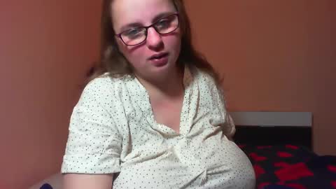 Snapshot of arriana98 chatting on December 25, 2024, 3:40 am Arriana online show from December 25, 2024, 3:40 am