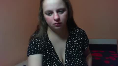 Snapshot of arriana98 chatting on February 5, 2025, 2:51 am Arriana online show from February 5, 2025, 2:51 am