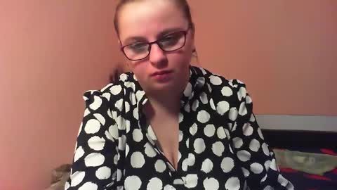 Snapshot of arriana98 chatting on March 8, 2025, 12:33 am Arriana online show from March 8, 2025, 12:33 am