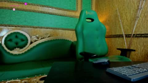    online show from January 15, 2025, 4:00 pm