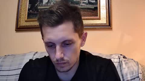 arromwilliam90 online show from December 17, 2025, 7:53 pm