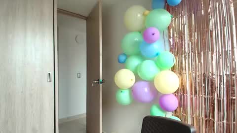 Fernanda online show from February 25, 2025, 4:53 pm