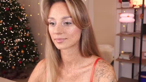 Snapshot of artease chatting on December 27, 2024, 11:28 am Arti Next Streams - online show from December 27, 2024, 11:28 am