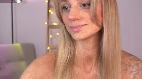 Snapshot of artease chatting on February 28, 2025, 8:20 am Arti Next Streams - online show from February 28, 2025, 8:20 am