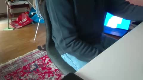 artesian99 online show from November 11, 2025, 9:42 am