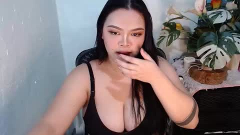 Snapshot of arthemist11 chatting on November 2, 2025, 2:58 am monica online show from November 2, 2025, 2:58 am