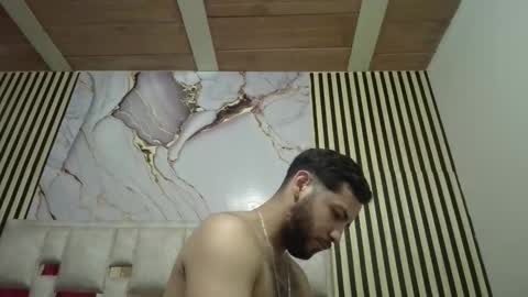 arthur1718 online show from February 9, 2026, 3:43 am