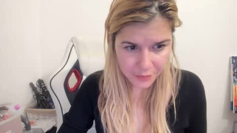 MIA online show from September 30, 2025, 10:59 pm