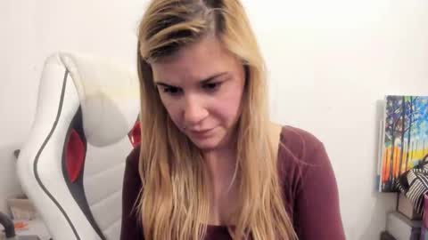 MIA online show from October 5, 2025, 10:40 pm