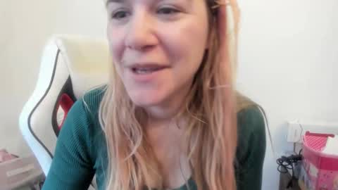 MIA online show from November 7, 2025, 8:47 am