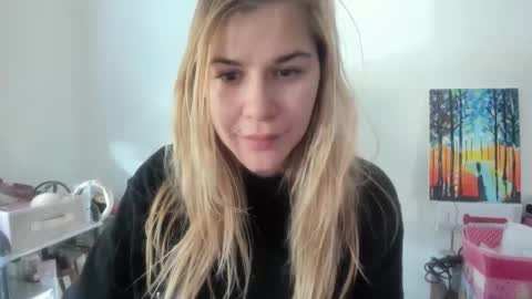 MIA online show from November 10, 2025, 11:42 am